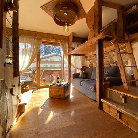 Calore Di Una Casa Di Montagna Campitello di Fassa Exteriér fotografie