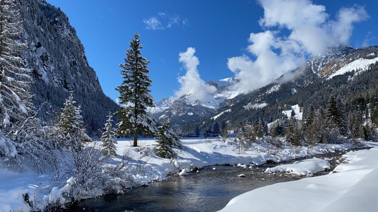 Calore Di Una Casa Di Montagna Campitello di Fassa Exteriér fotografie
