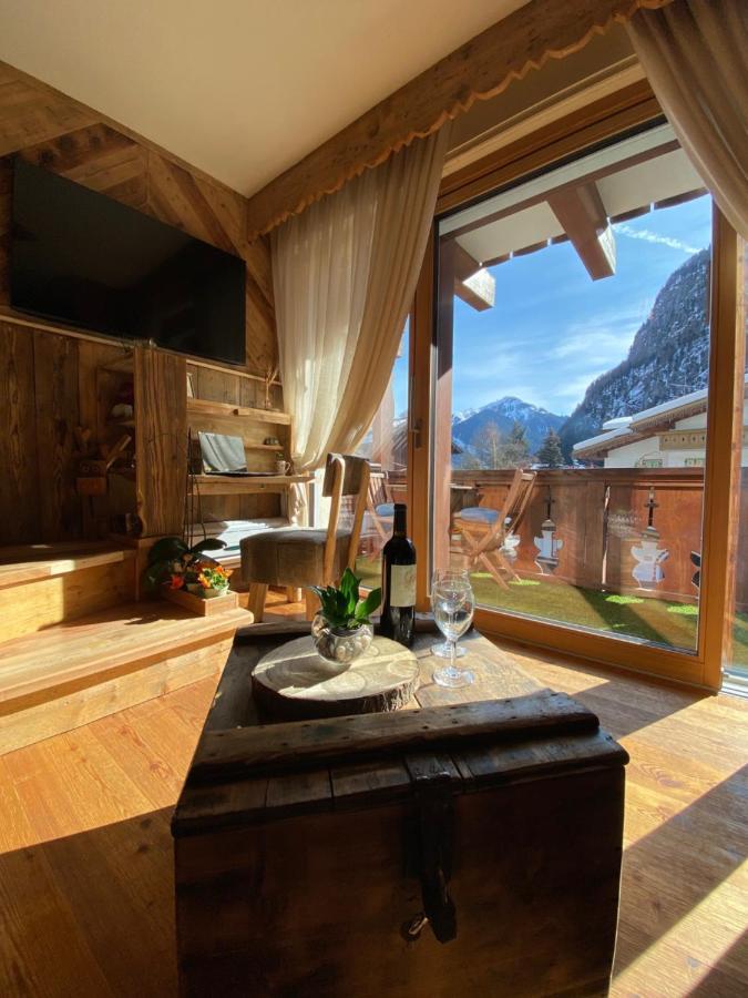 Calore Di Una Casa Di Montagna Campitello di Fassa Exteriér fotografie